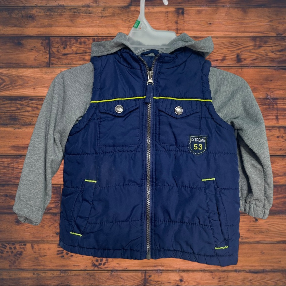 5 for $25🔥iXtreme Navy‎ Quilted Zip Front Jacket 3T